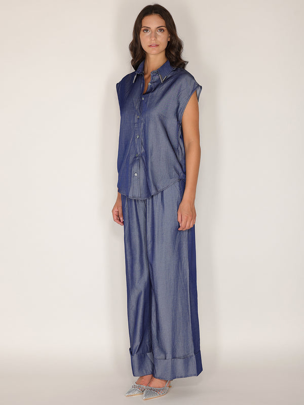 Completo camicia e pantaloni