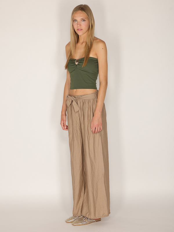 Pantaloni palazzo con cintura
