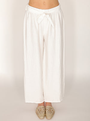 Pantaloni palazzo con cintura