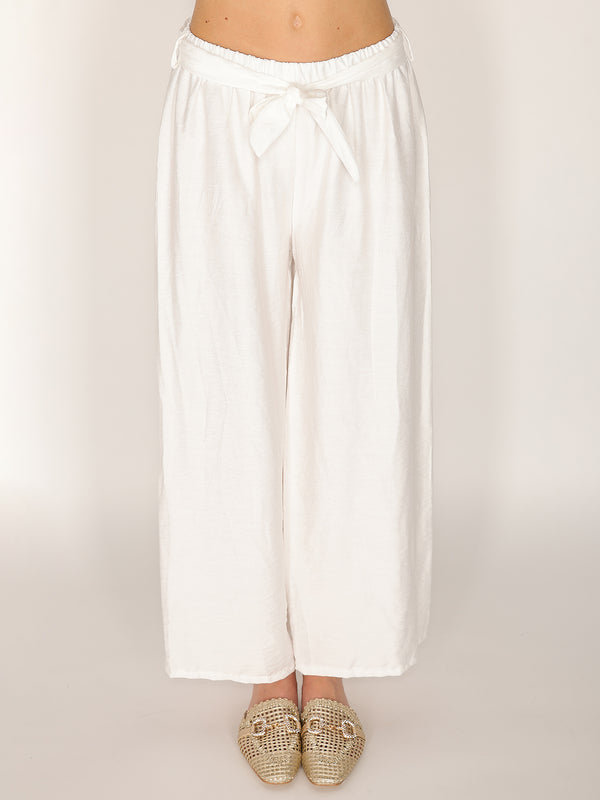 Pantaloni palazzo con cintura