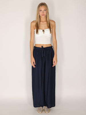 Pantaloni palazzo con cintura