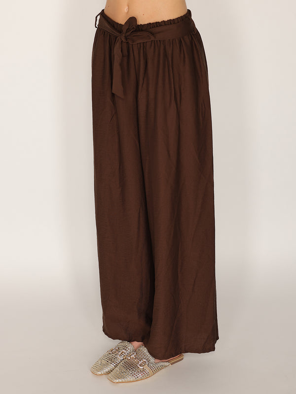 Pantaloni palazzo con cintura