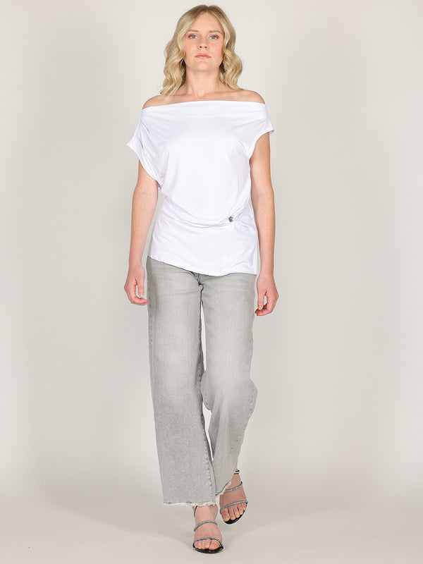 Maglia con bottone laterale