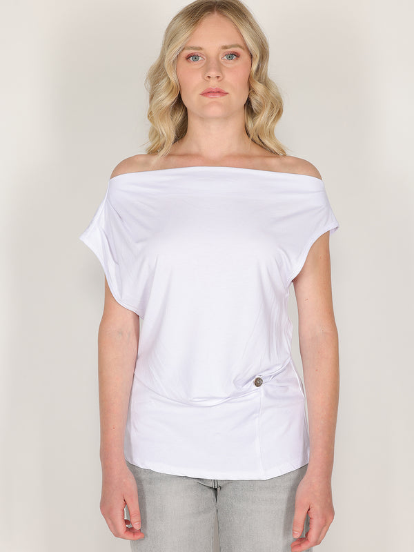 Maglia con bottone laterale