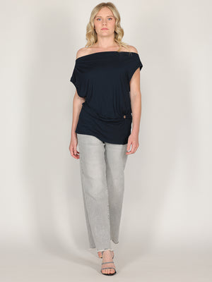 Maglia con bottone laterale