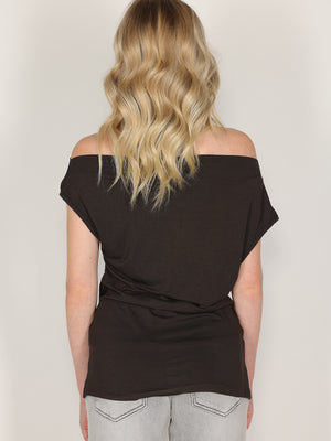 Maglia con bottone laterale