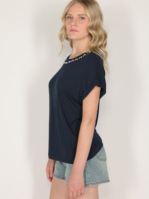 T-shirt con perle e cristalli