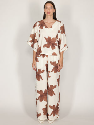 Pantalone in fantasia floreale