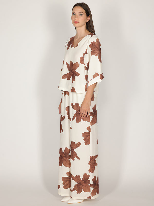 Pantalone in fantasia floreale