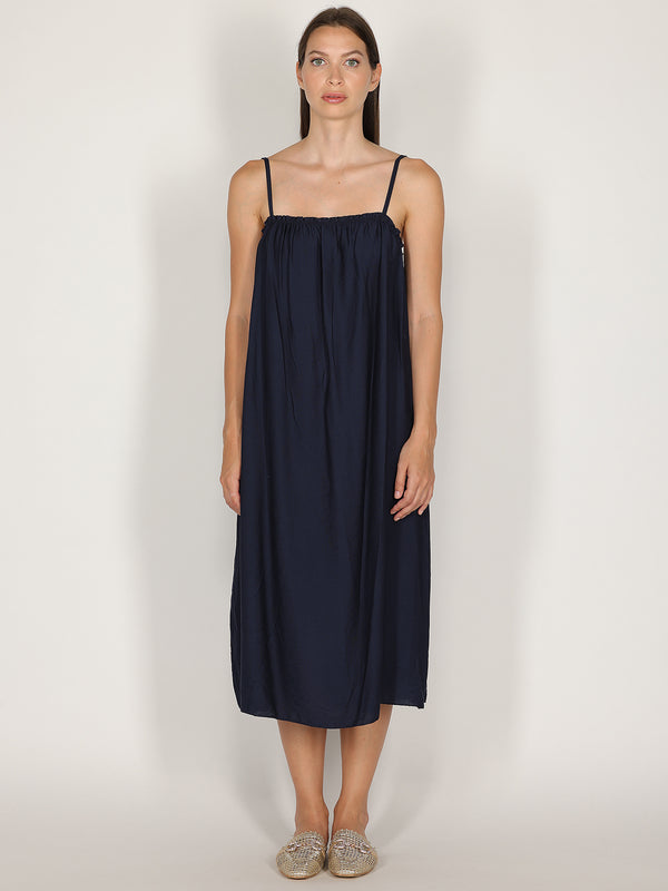 Abito midi con spalline