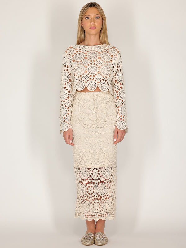 Maglia crochet corta