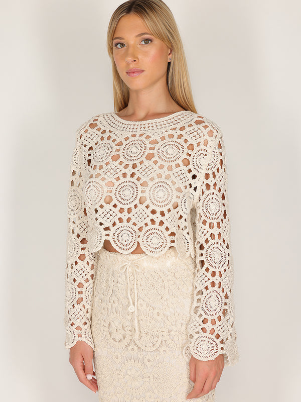 Maglia crochet corta