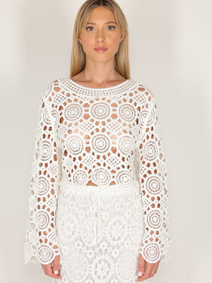 Maglia crochet corta