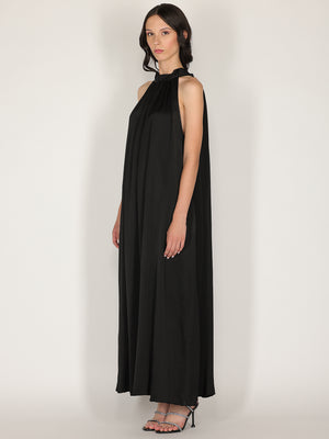 Abito raso lungo scollo halter