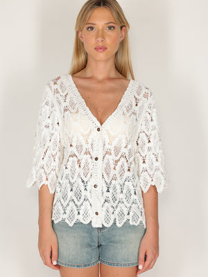 Giacchina crochet con bottoni