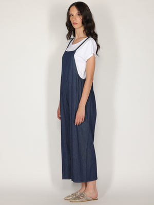 Salopette in chambry con t-shirt