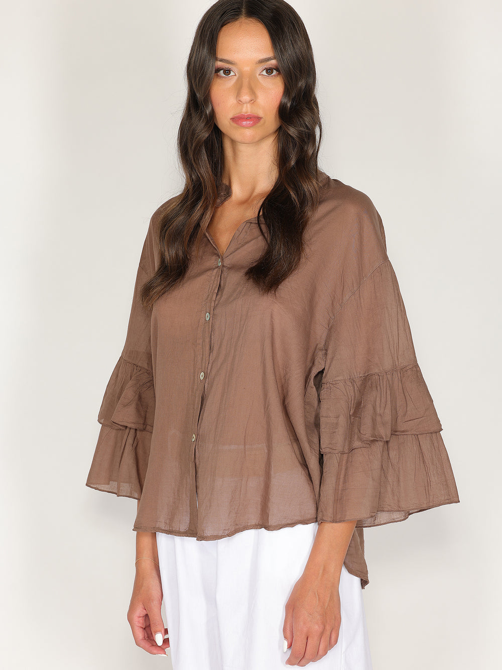 Camicia in cotone maniche a due balze