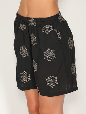 Shorts ricamato